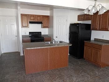 2nd image of 1209 N Cattail Dr