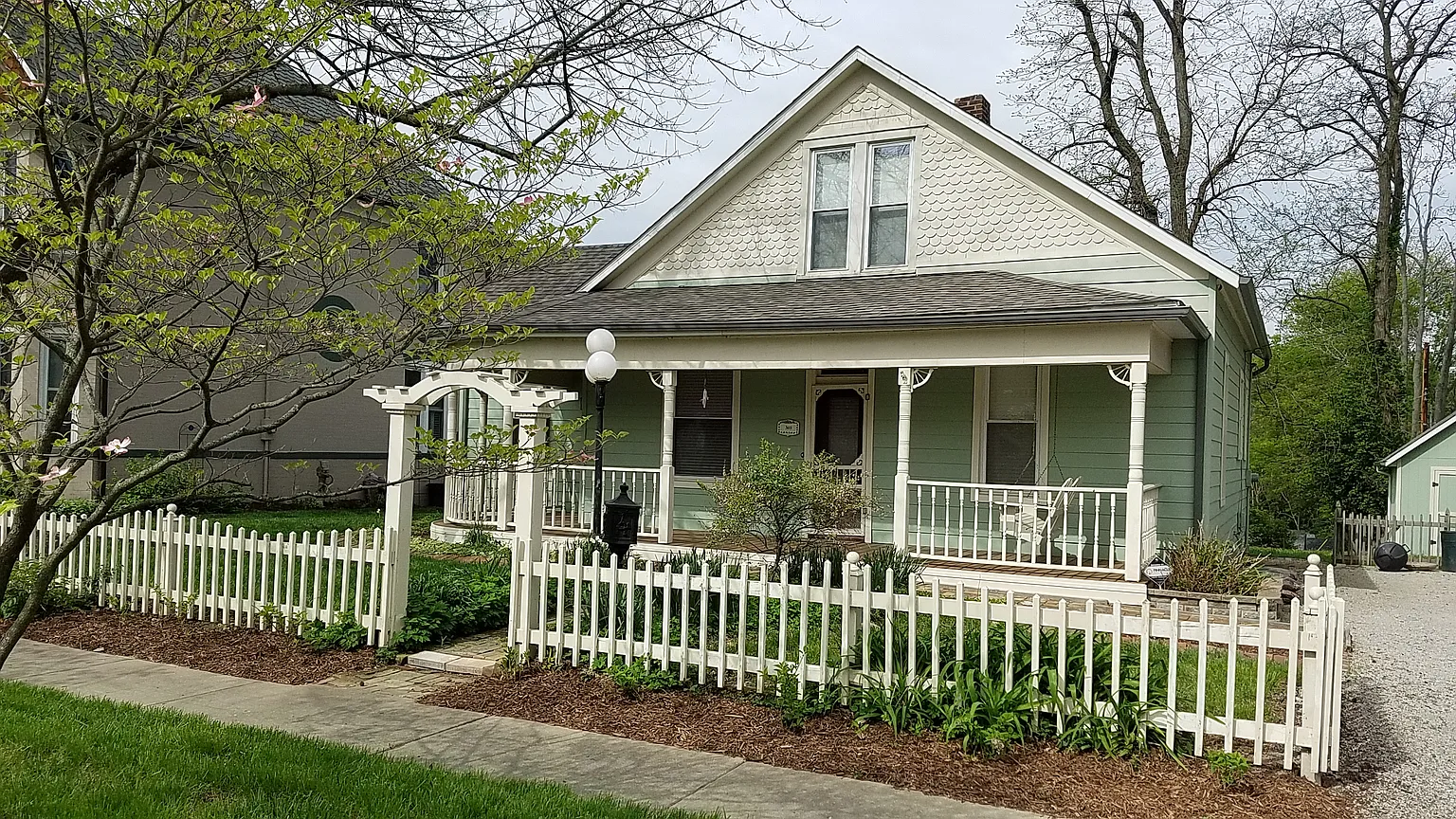305 N Morrison Ave photo 1