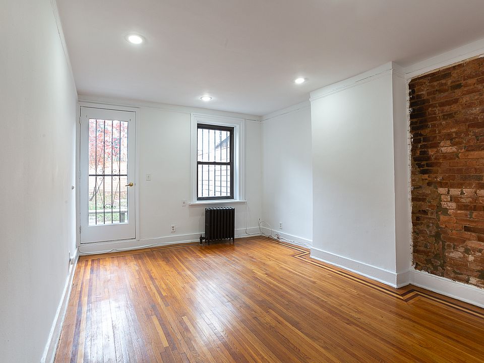 1st image of 124 Lincoln Pl #1B