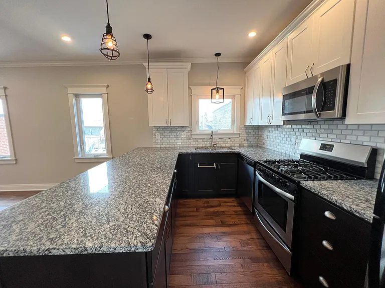 259 Amherst St #1 — Photo 4