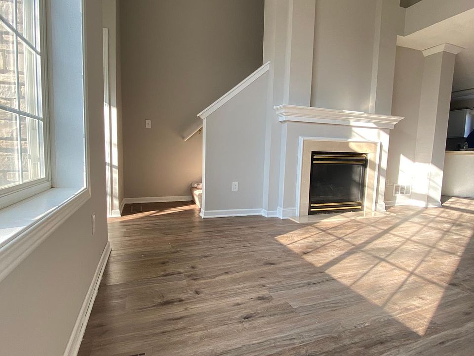 1st image of 15082 Dunwood Trl #31