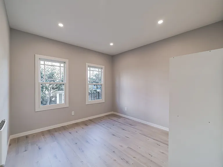429 Linden St #429 — Photo 3