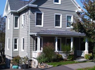 132 Henry St, Greenwich, CT 06830