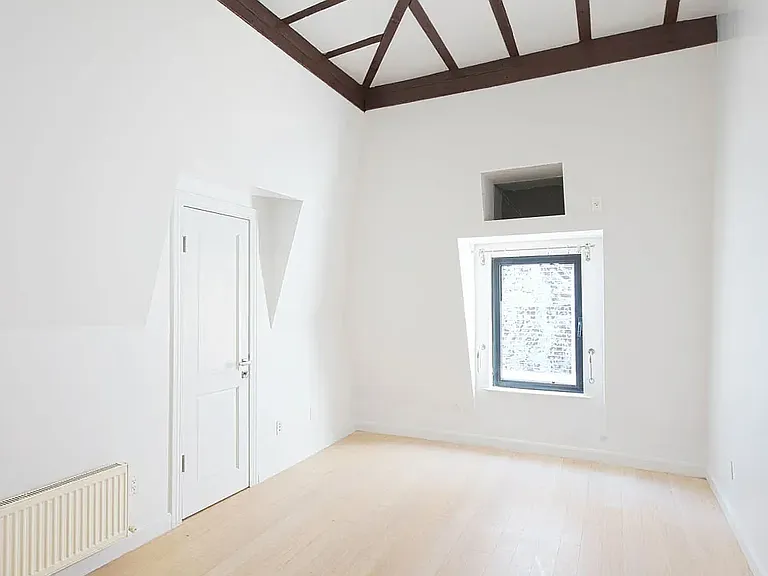 78 Herkimer St #403 — Photo 3