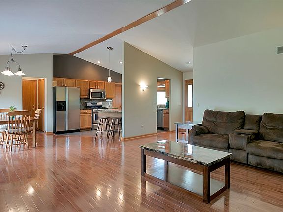 5th image of 10914 Dublin Dr