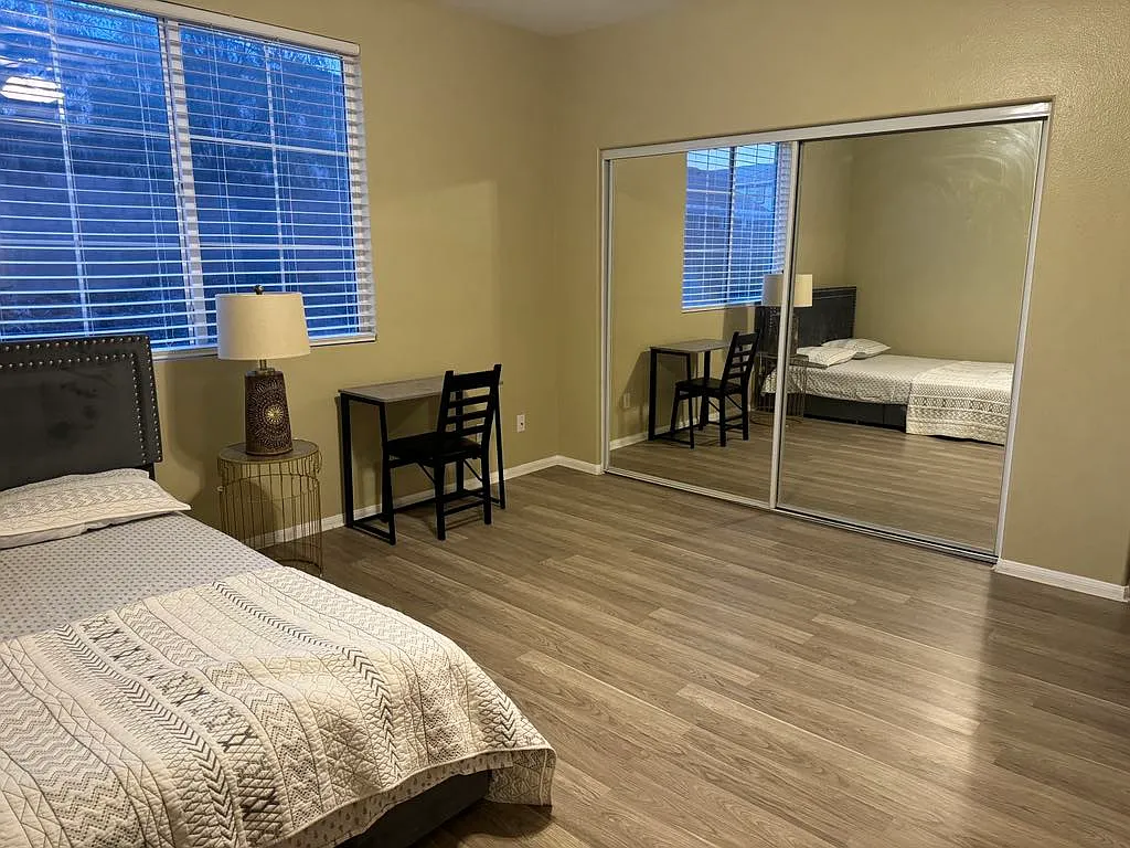 1 bed, 500 sqft, $1,100 — Photo 2