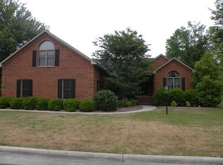 104 Town Woods Dr, New Bern, NC 28562