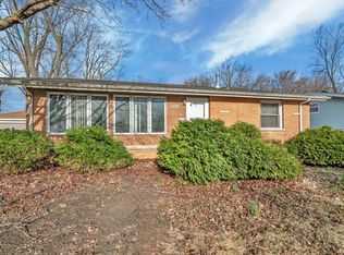 16322 Plymouth Dr, Markham, IL