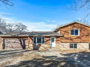 569 Arrowhead Dr, Lino Lakes, MN 55014