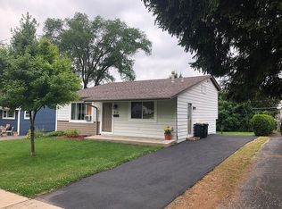 816 Elizabeth St, West Chicago, IL 60185