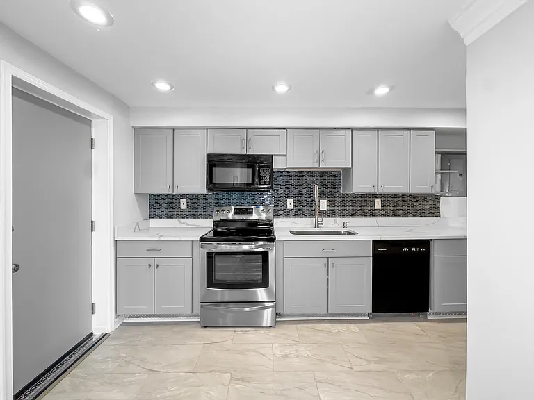 5209 Cuthbert Ave — Photo 7