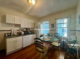 30 Adams St #1R, Medford, MA 02155
