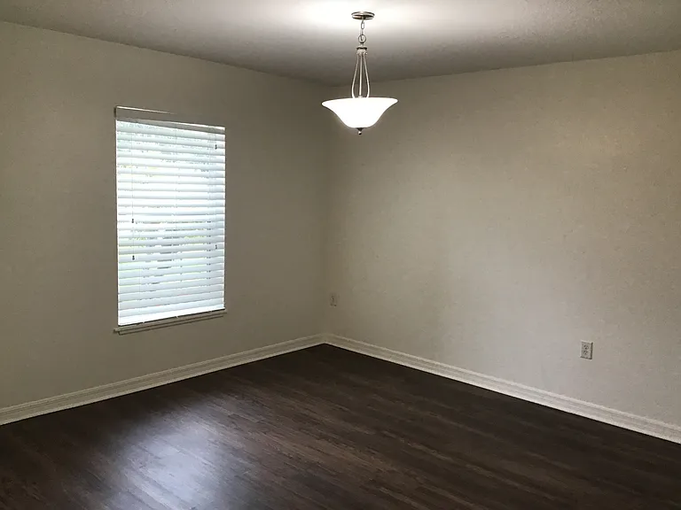 5449 NW Wisk Fern Cir — Photo 4
