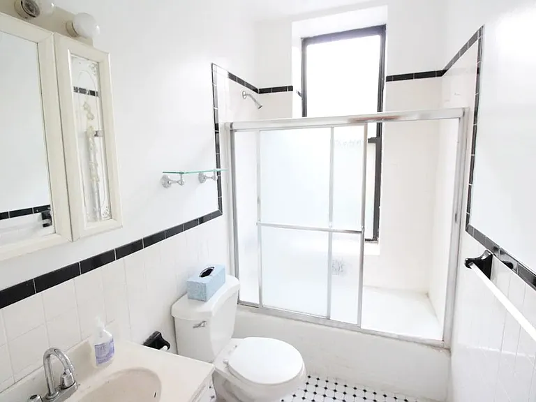 72 W 87th St #3D — Photo 6