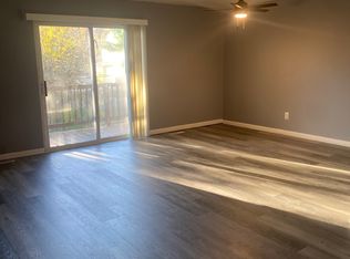 28050 Euclid Ave APT 18, Euclid, OH 44132