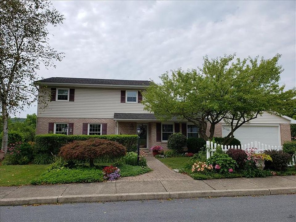 1st image of 3016 Oakland Dr