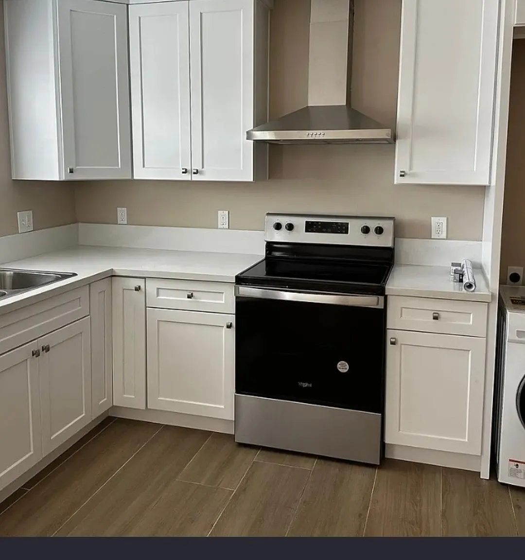 1 bed, 500 sqft, $2,100 — Photo 1