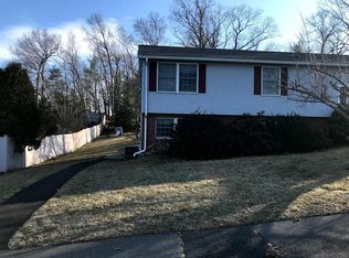 33 Hampshire Rd UNIT B, Peabody, MA 01960