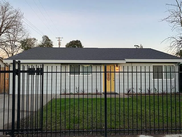 5801 28th St photo 1