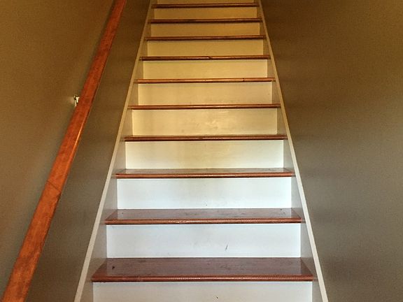 3rd image of 108 Padre Dr