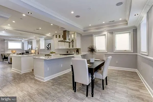 454 Park Rd NW — Photo 3