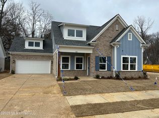 7203 Hickory Hollow Rd, Walls, MS 38680