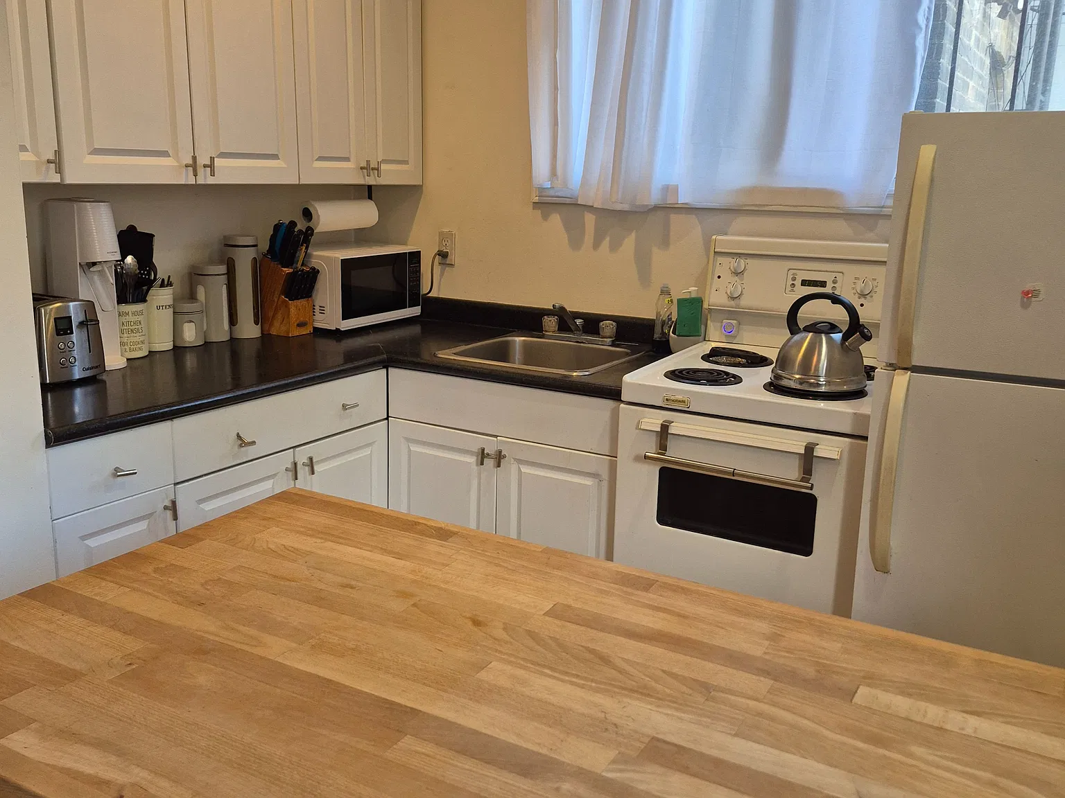 1 bed, $2,000 — Photo 4