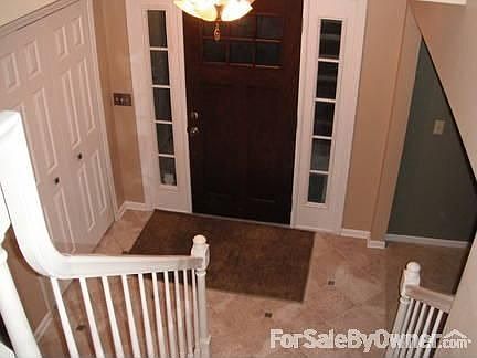 3rd image of 2048 Huntington Dr