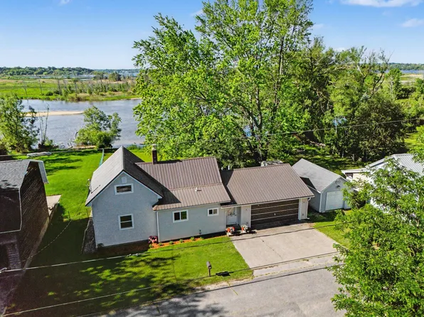 409 Jerumbo St, Manistee, MI 49660