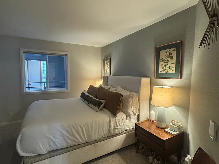 3100 Fairview Ave E #303 — Photo 7