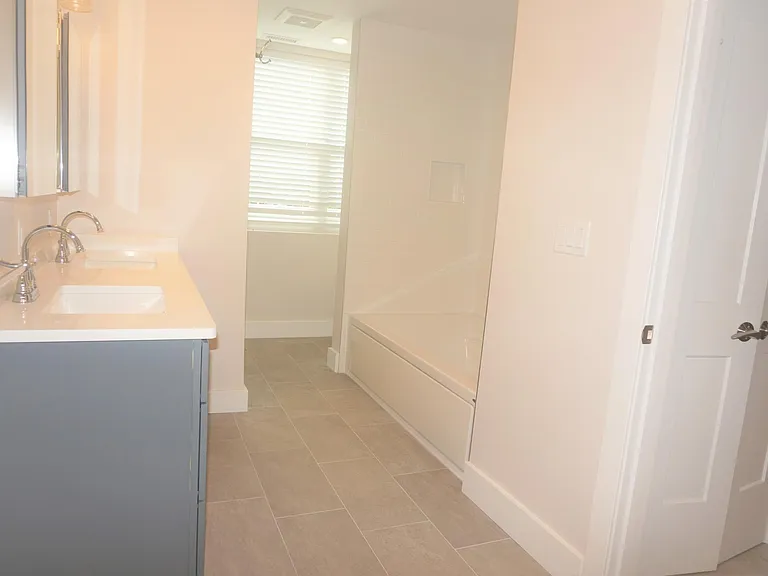 99 Moody St #Penthouse 9 — Photo 27