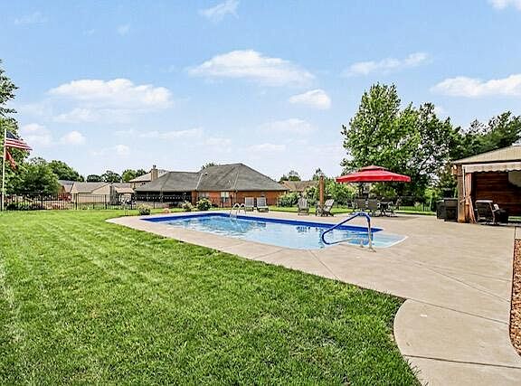 2nd image of 9208 Kelly Louise Dr