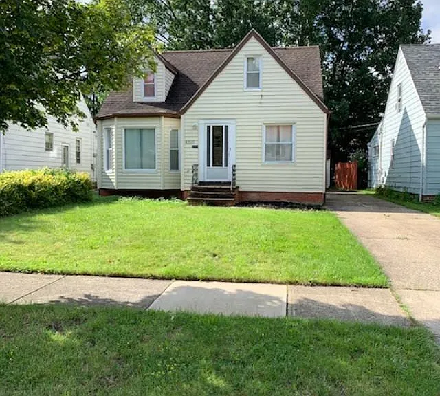 4198 Hinsdale Rd — Photo 1