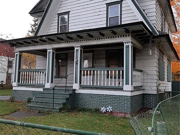 2nd image of 131 Glenwood Ave