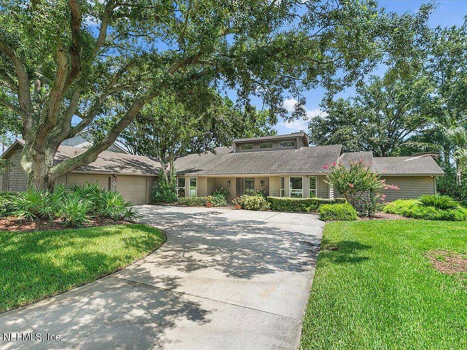 1st image of 6 SAWGRASS Drive