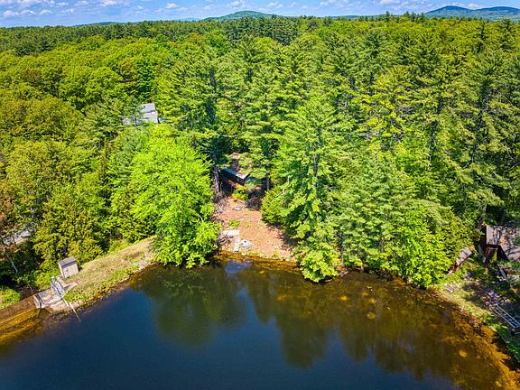 2nd image of 408 Brown Hill Road