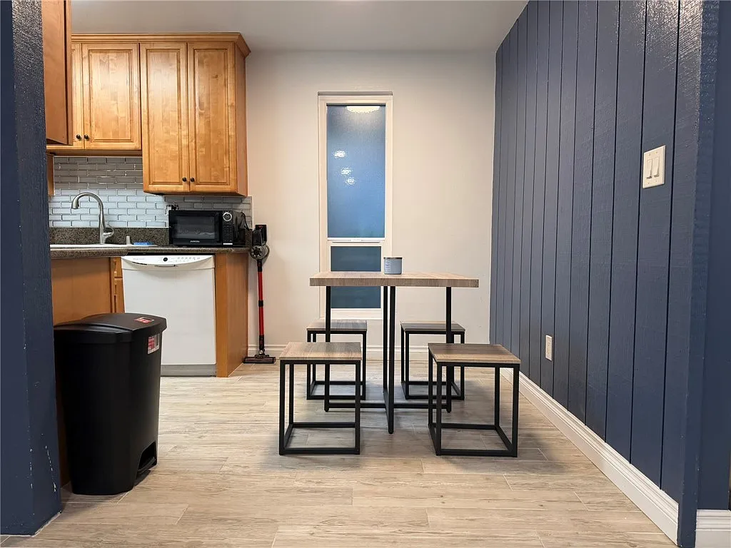 1 bed, 700 sqft, $2,800 — Photo 3