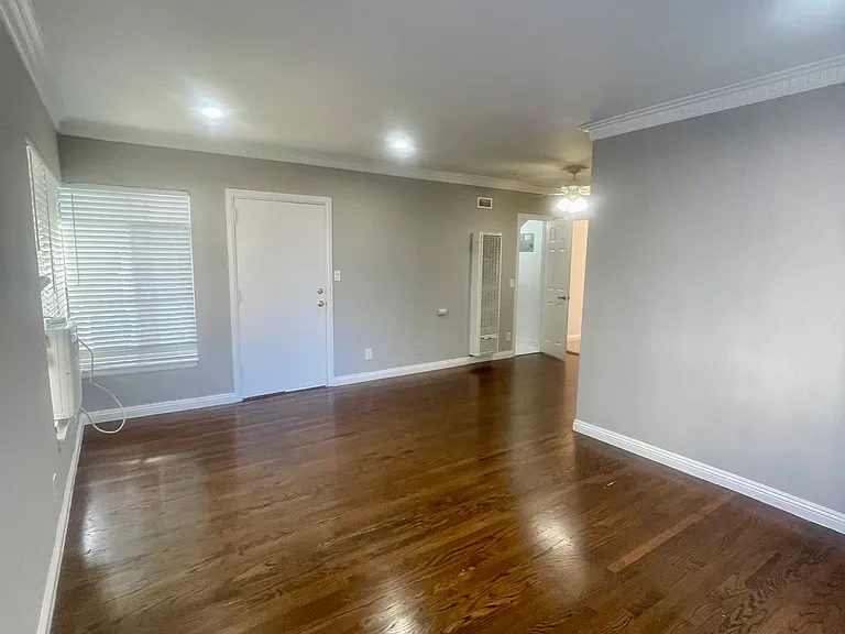 1728 N Gramercy Pl #2-1728-1/2 — Photo 3