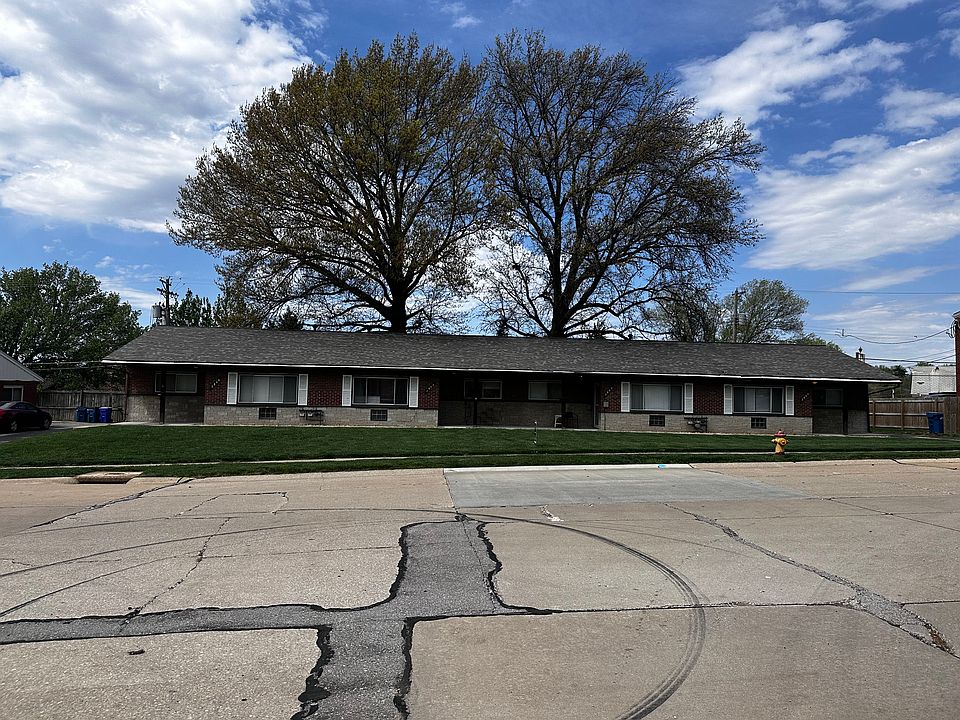 1st image of 3866 Brittany Cir