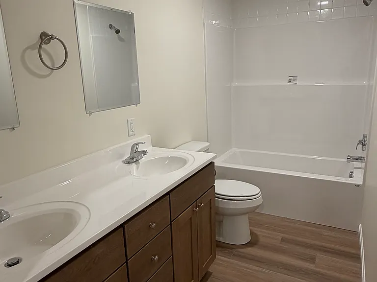 119 Main St — Photo 4