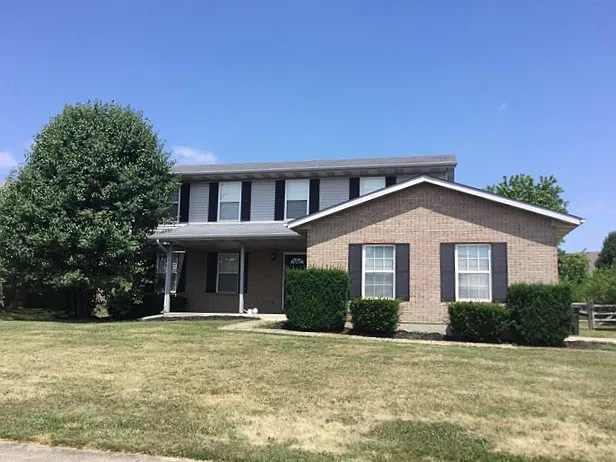 4 bed, 2.5 bath, 2174 sqft, $2,675 — Photo 1