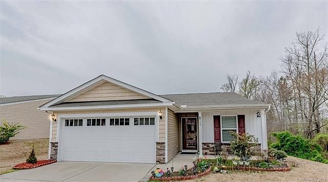 1st image of 749 Willow Creek Dr