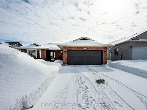 550 Maple Ave N, North Perth, ON N4W 3G5