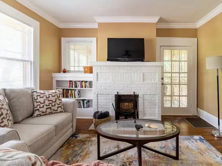 426 Altoona Pl SW — Photo 3