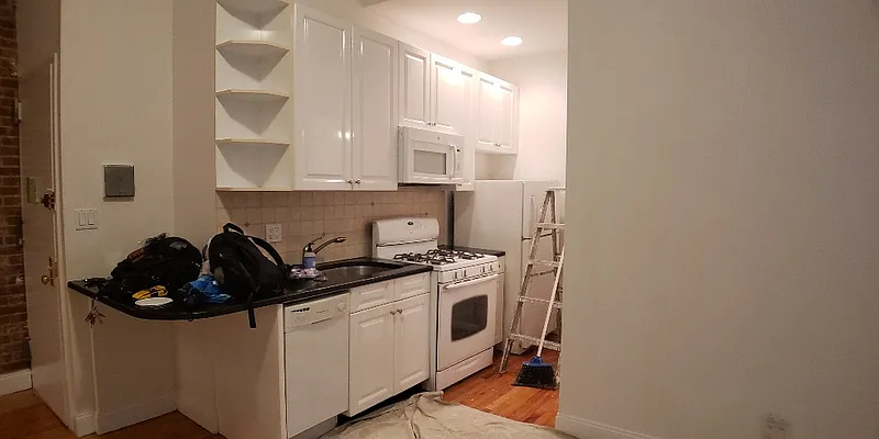 Rented by CitySites Real Estate Group | media 8
