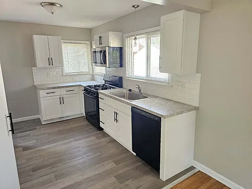 26926 Dover Photo 1