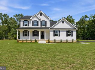 105 Dunbar St, Glassboro, NJ 08028