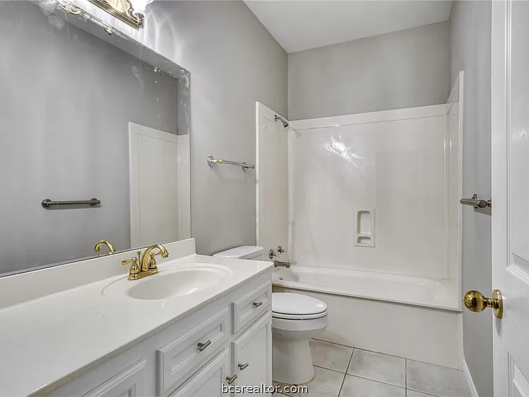 602 Clovis Ct — Photo 23