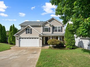201 Silver Run Ln, Greenville, SC 29607