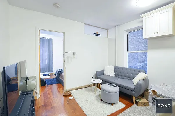 Rented by Bond New York | media 21